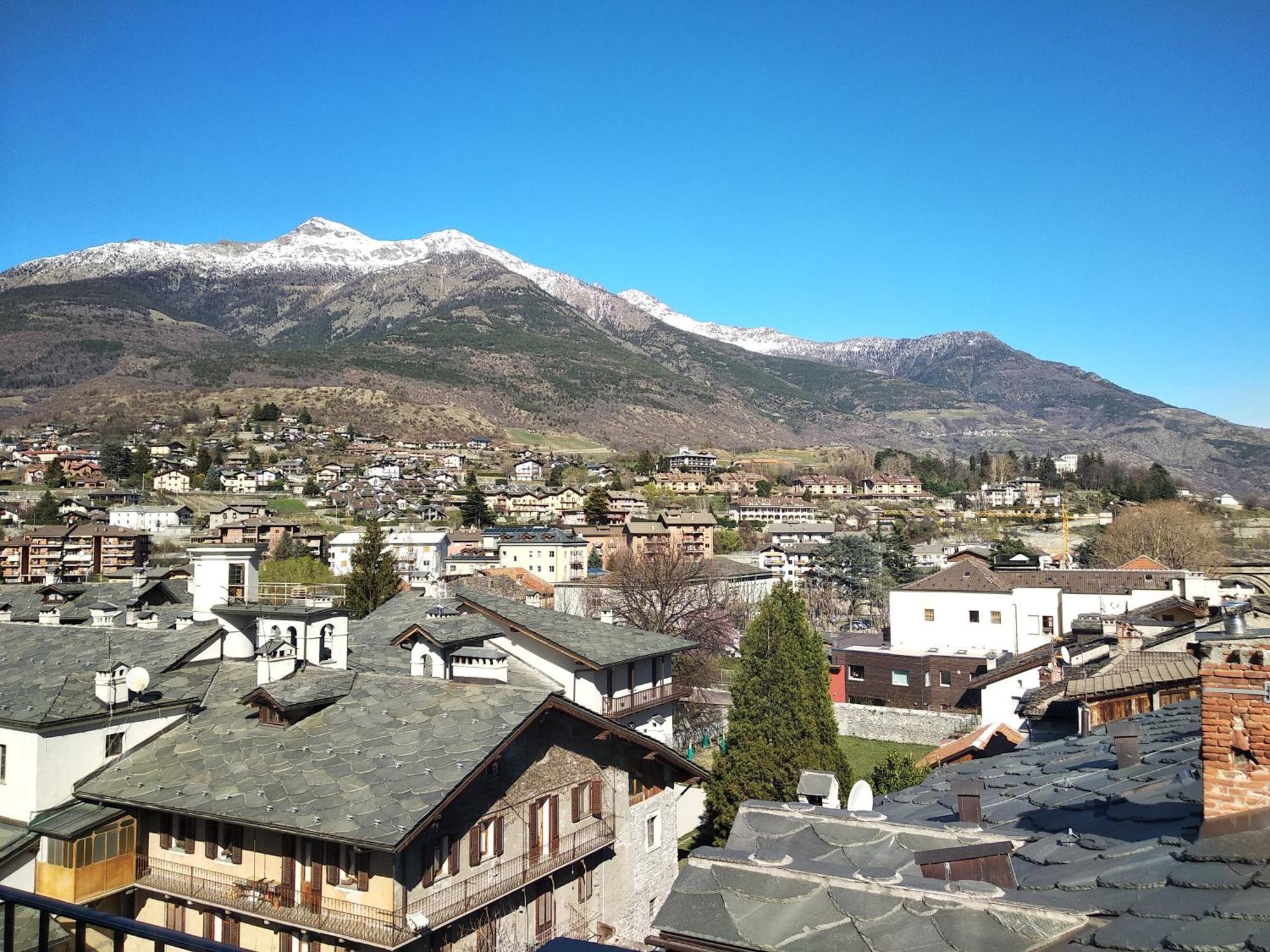 Maison Soleil - In Mansarda - Affitti Brevi Italia Aosta Esterno foto