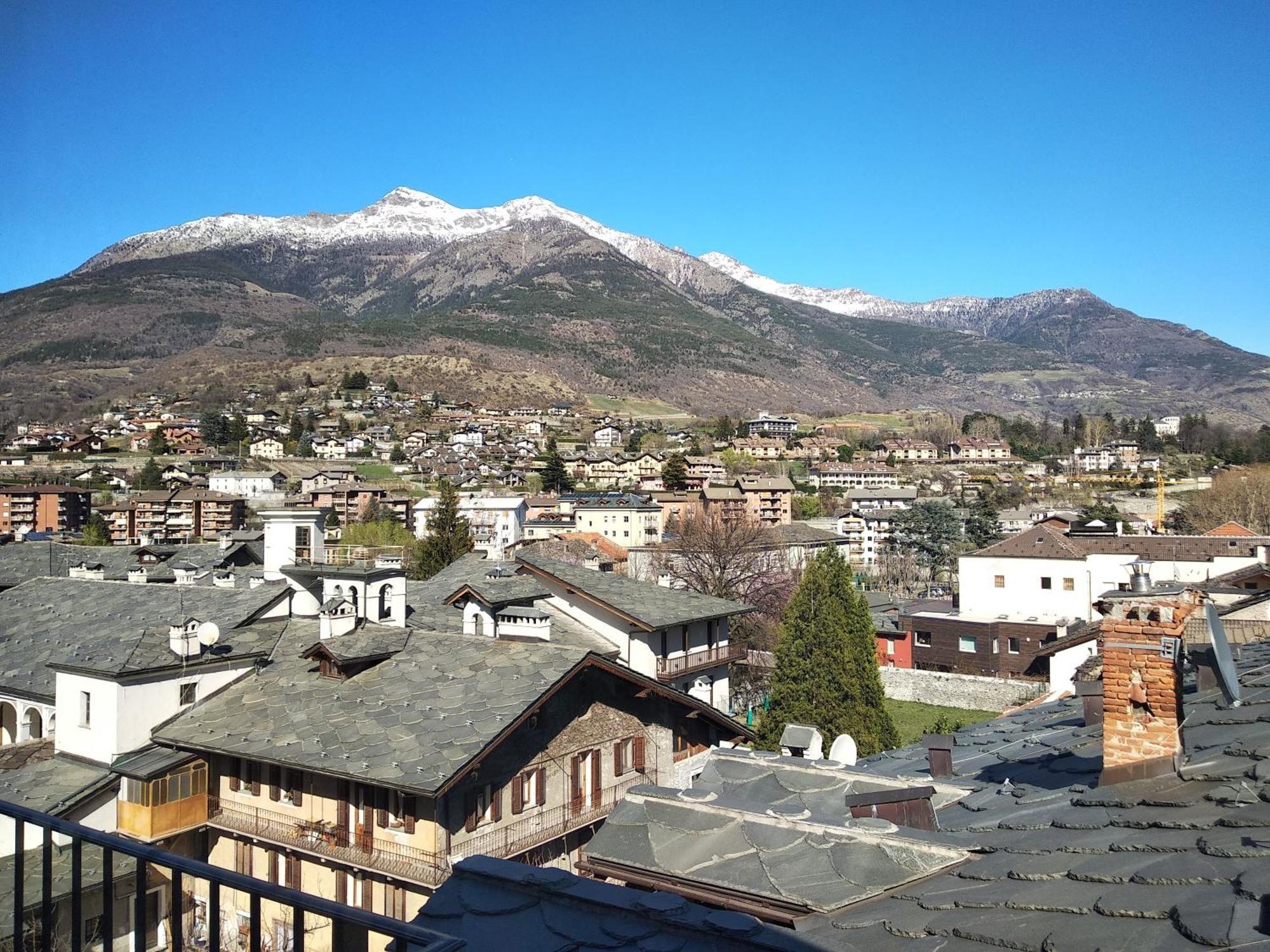 Maison Soleil - In Mansarda - Affitti Brevi Italia Aosta Esterno foto